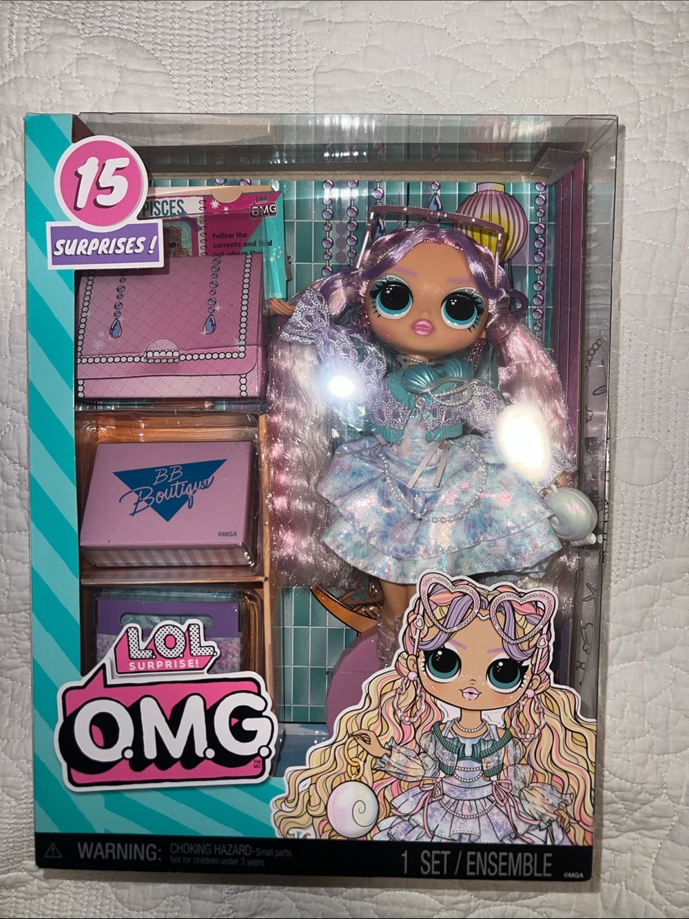 L.O.L. Surprise! O.M.G. Doll - Pearla Pastel Pink & Aqua Outfit